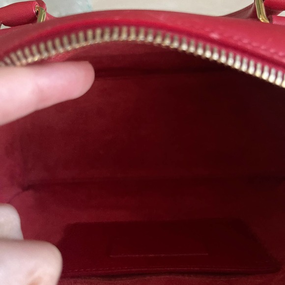 Saint Laurent Boston Bag Crossbody Red Smooth - Picture 11 of 15